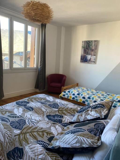 Gite De Tom Et Mag Classe 3 * Clevacances Villa Pontgibaud Bagian luar foto