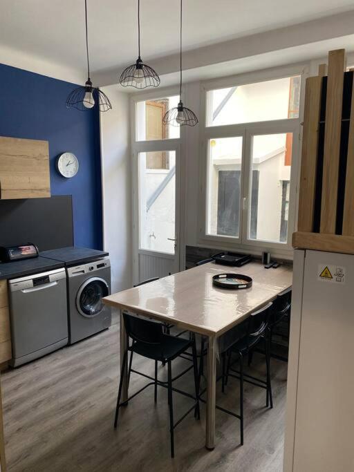 Gite De Tom Et Mag Classe 3 * Clevacances Villa Pontgibaud Bagian luar foto