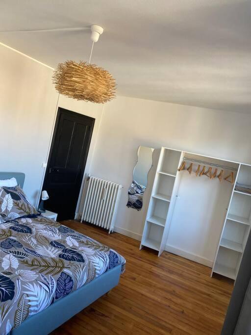 Gite De Tom Et Mag Classe 3 * Clevacances Villa Pontgibaud Bagian luar foto